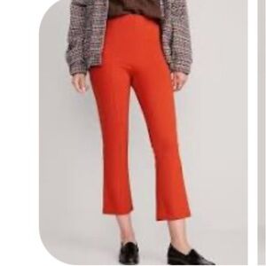 Old Navy Women's Vibrant Orange Cropped Pants